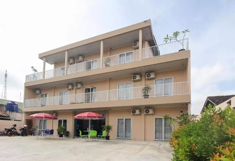 ホテル Oyo 3816 The Tispa Syariah Residence
