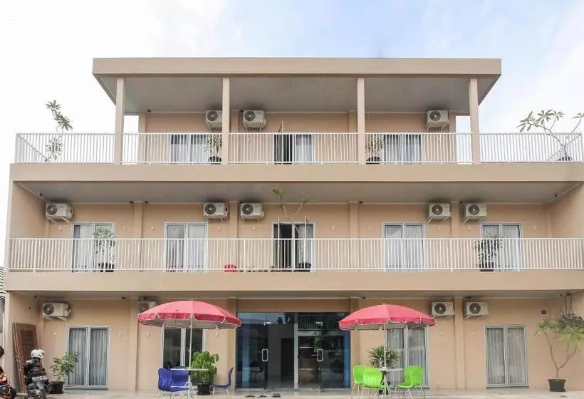 ホテル Oyo 3816 The Tispa Syariah Residence