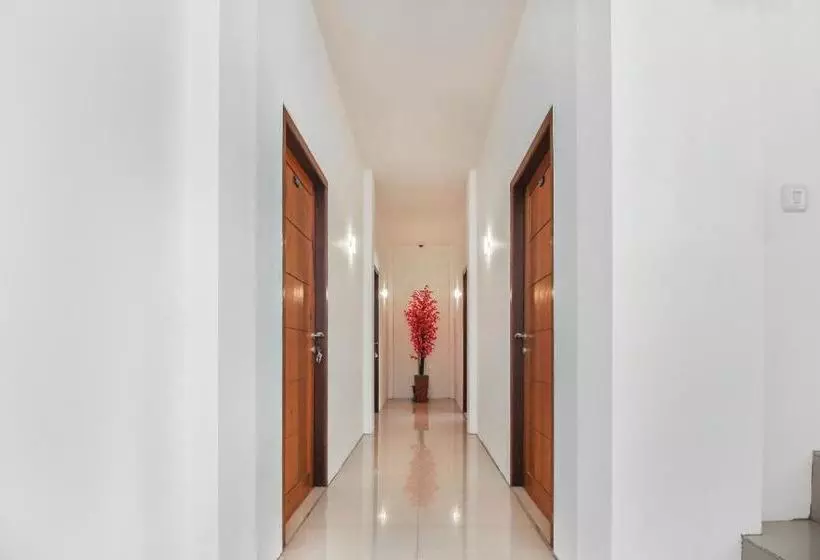ホテル Oyo 3816 The Tispa Syariah Residence