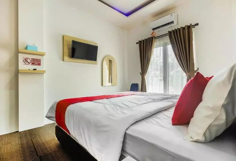 ホテル Oyo 3816 The Tispa Syariah Residence