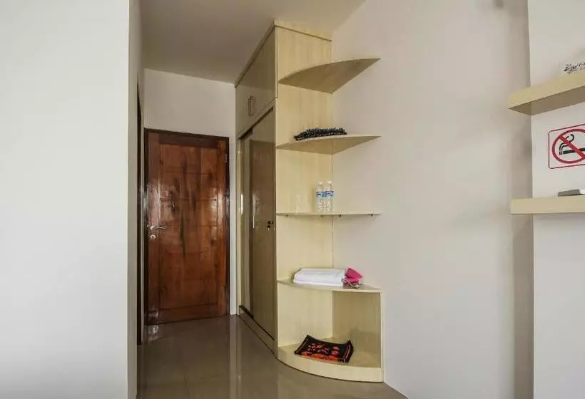 ホテル Oyo 3816 The Tispa Syariah Residence