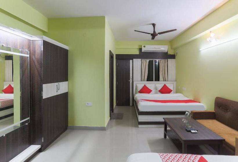 Hotel Oyo Flagship 64039 Reshmi Plaza