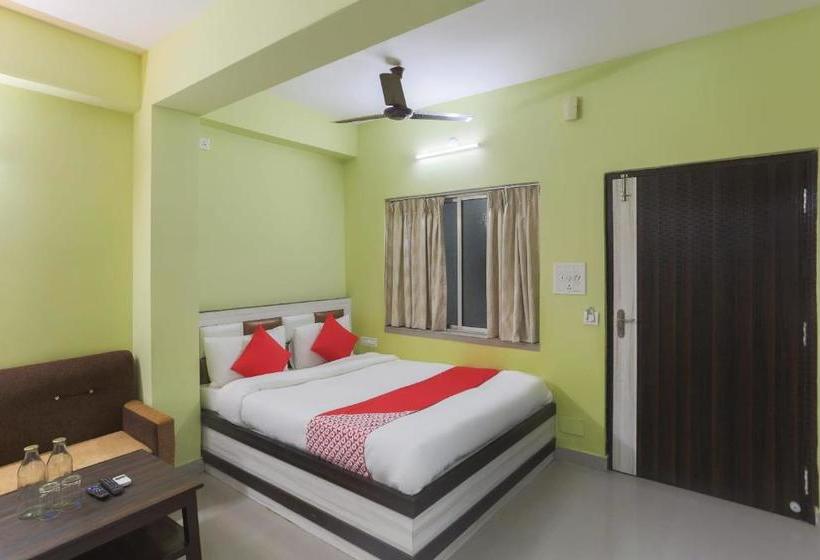 Hotel Oyo Flagship 64039 Reshmi Plaza