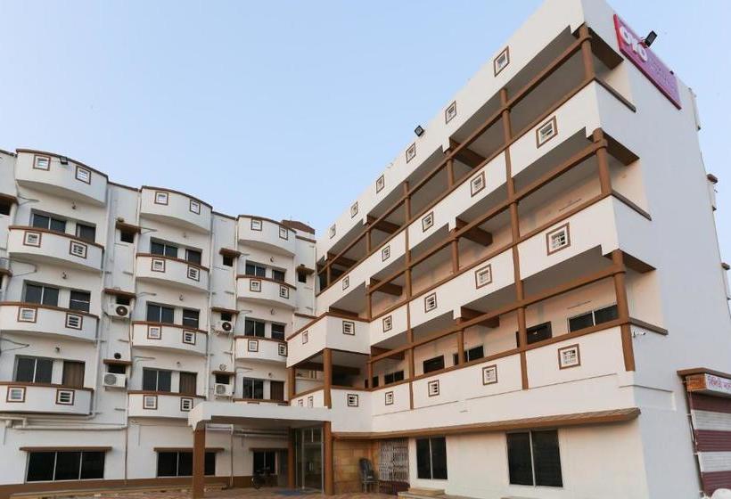 Hotel Oyo Flagship 64039 Reshmi Plaza