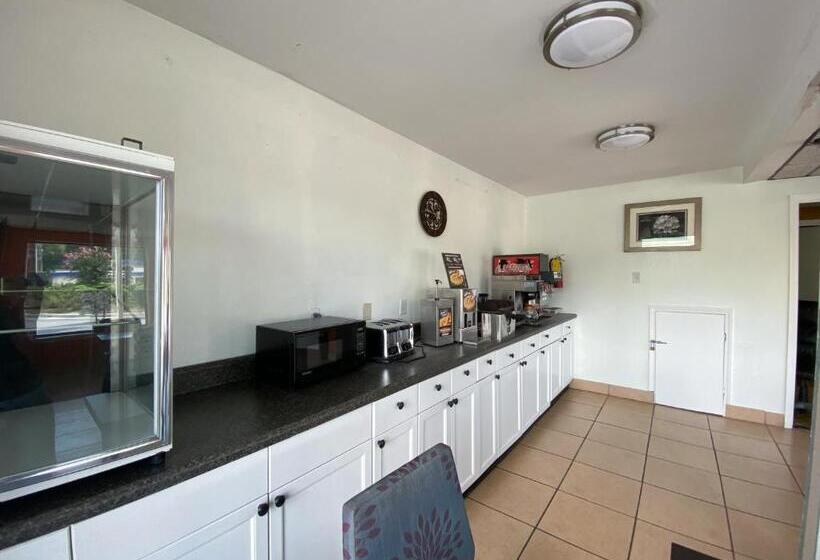 汽车旅馆 Royal Inn Richmond Hill Savannah I95