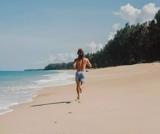 Splash Beach Villa Resort