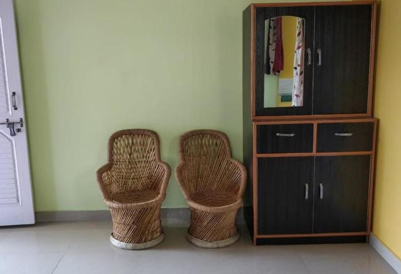 Yellow House Dharamkot