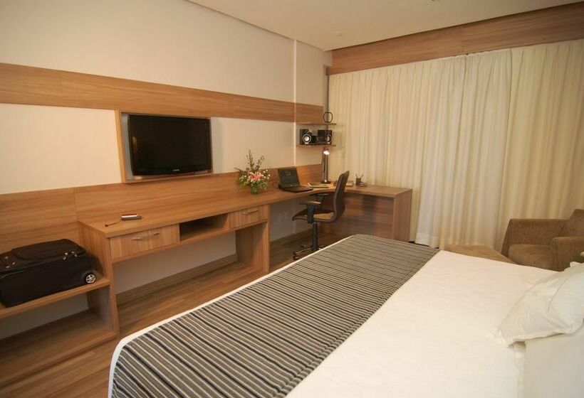 هتل Everest Porto Alegre