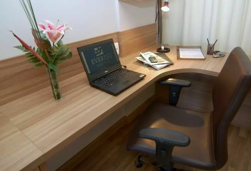 Hôtel Everest Porto Alegre