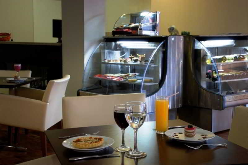 هتل Everest Porto Alegre