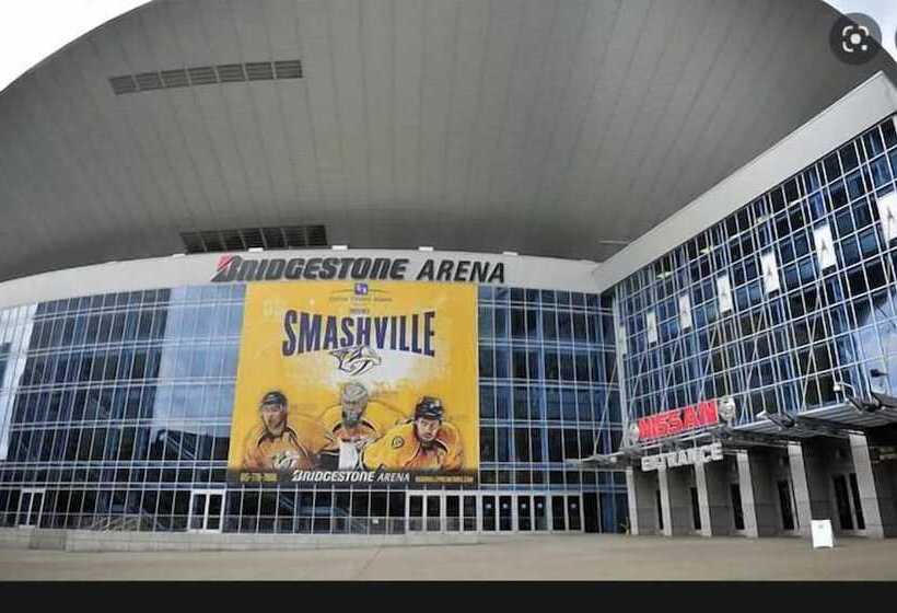 בית מלון כפרי Comfort Inn Downtown Nashville  Music City Center