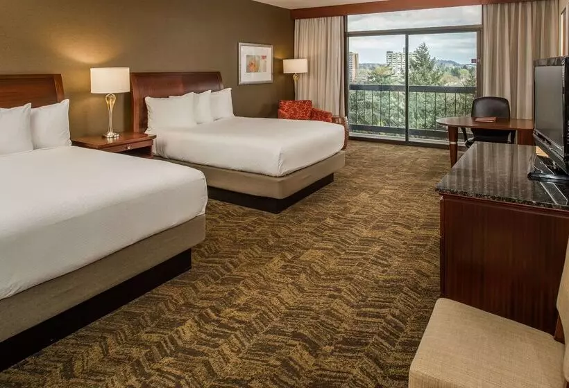 Doubletree By Hilton Hotel Portland