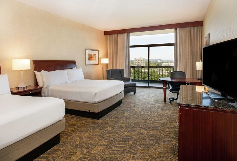 Doubletree By Hilton Hotel Portland