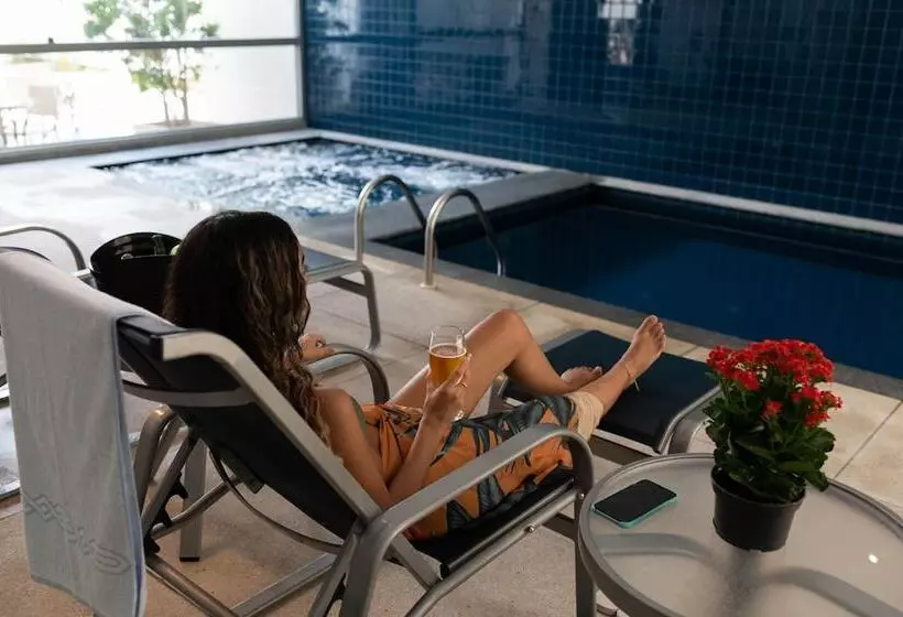 בית מלון כפרי H2 Platinum Lourdes