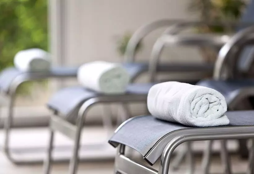 בית מלון כפרי H2 Platinum Lourdes