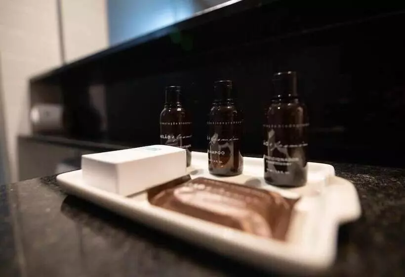 בית מלון כפרי H2 Platinum Lourdes