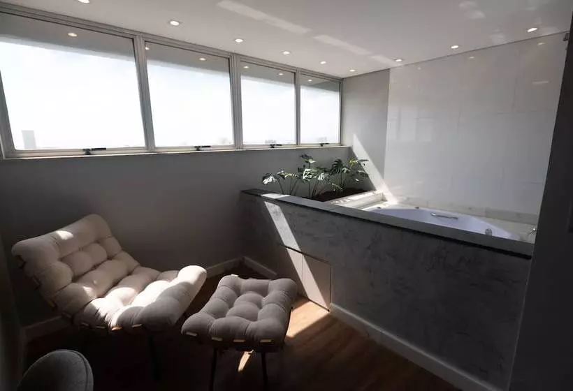 בית מלון כפרי H2 Platinum Lourdes