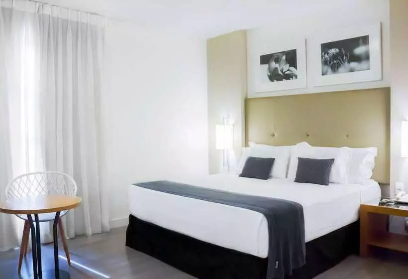 בית מלון כפרי H2 Platinum Lourdes