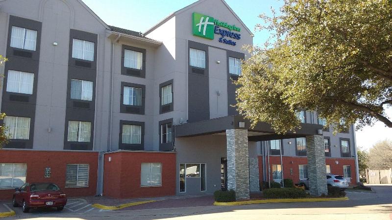 هتل Holiday Inn Express & Suites Dallas Park Central Northeast, An Ihg