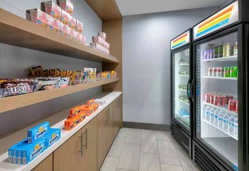 Отель Holiday Inn Express & Suites   Dallas Park Central Northeast, An Ihg