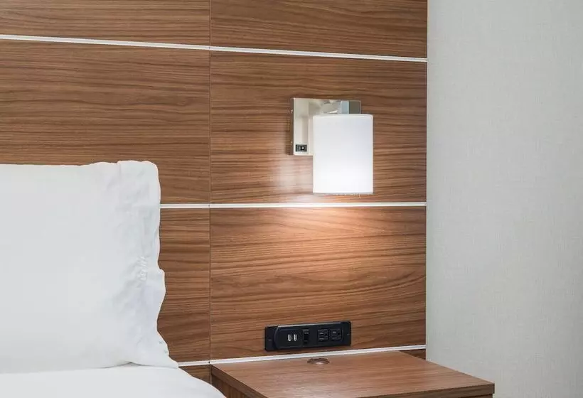 酒店 Holiday Inn Express Grover Beach Pismo Beach Area, An Ihg