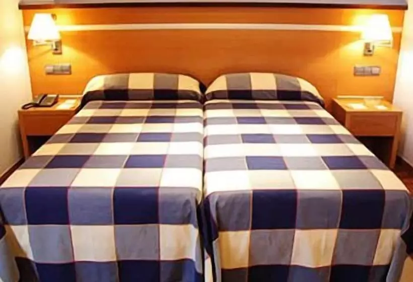 בית מלון כפרי Isur Llerena