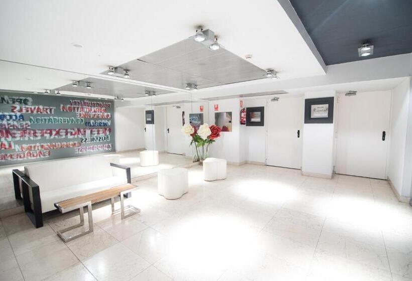 هتل Petit Palace President Castellana