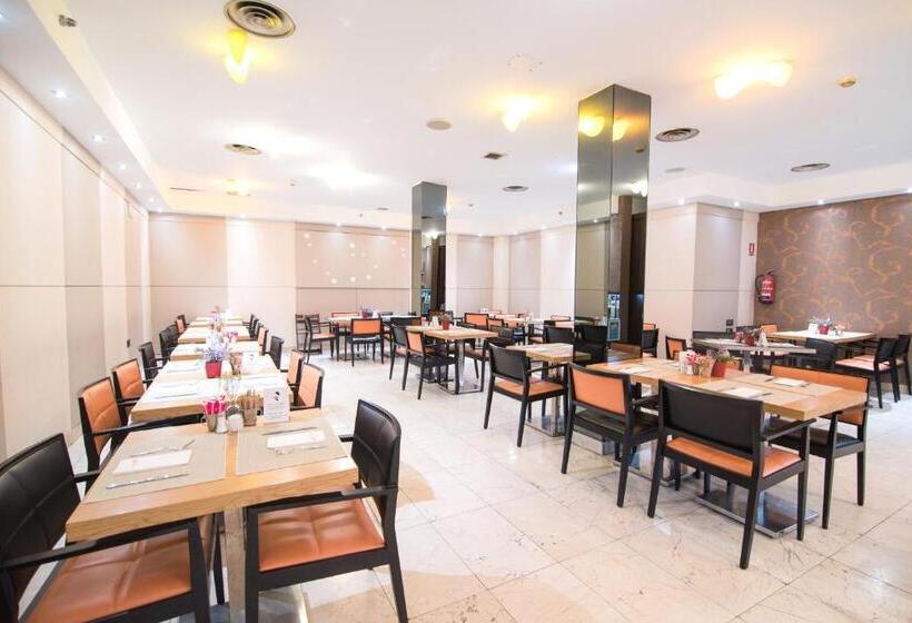 هتل Petit Palace President Castellana