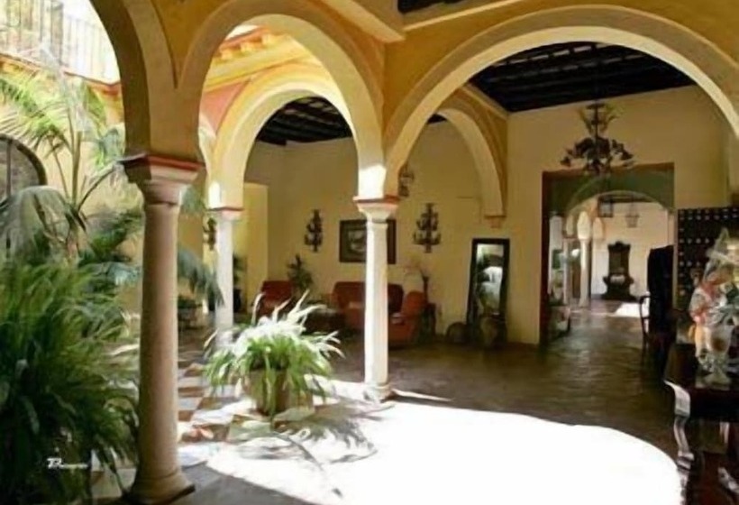 Hotel Posada De Palacio