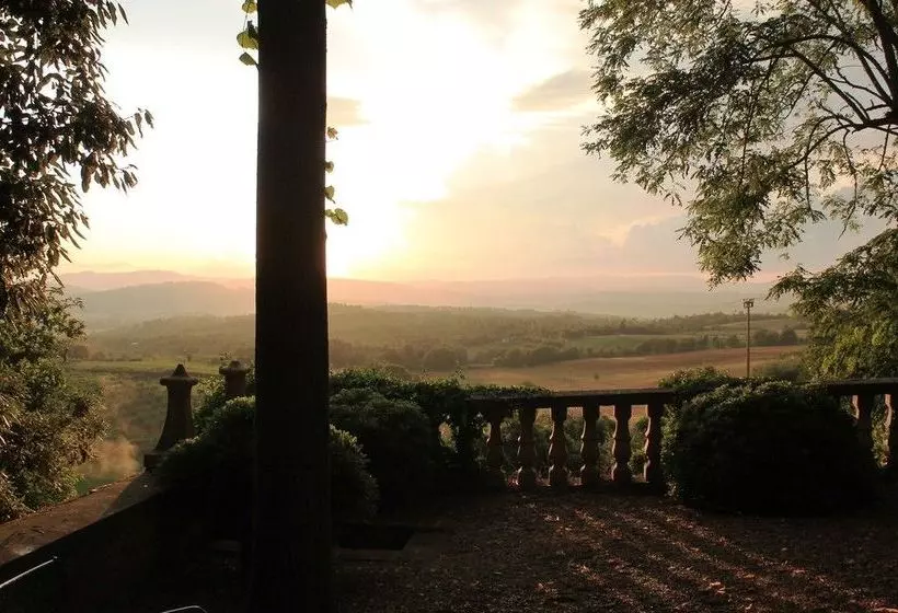 Отель Relais La Suvera