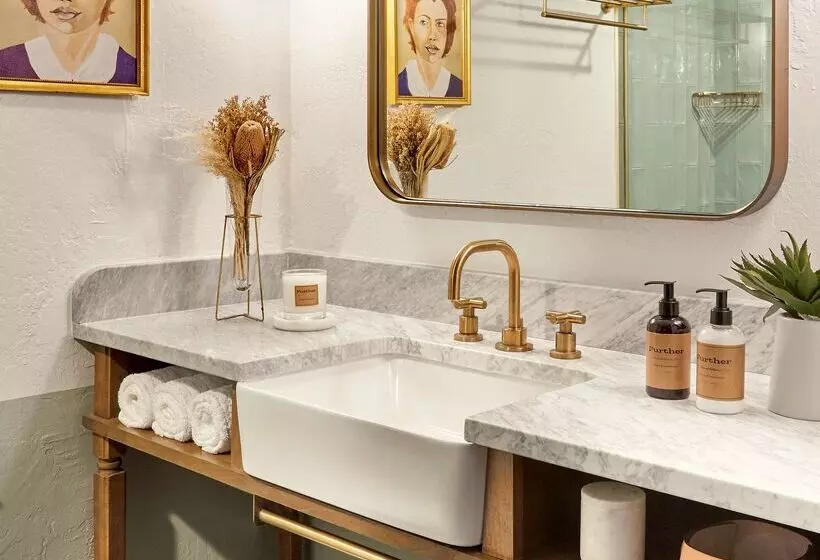 هتل The Scott Resort & Spa