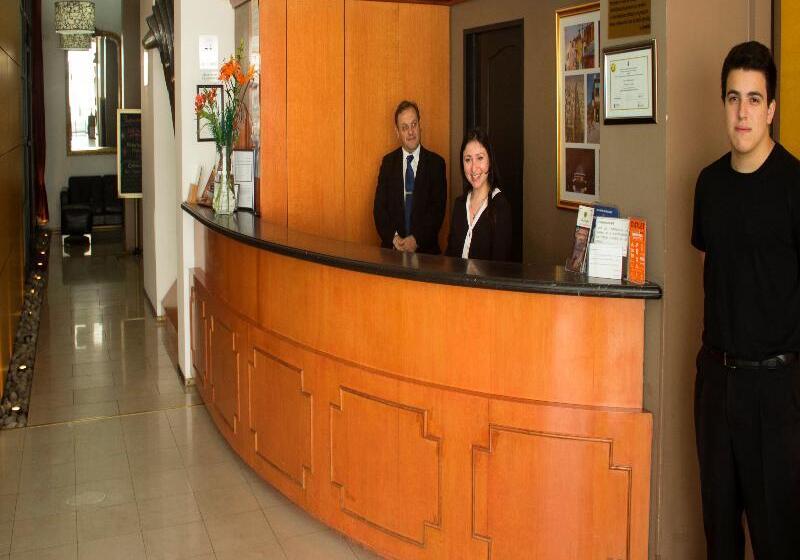 هتل Uthgra De Las Luces