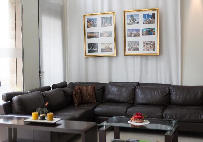 هتل Uthgra De Las Luces