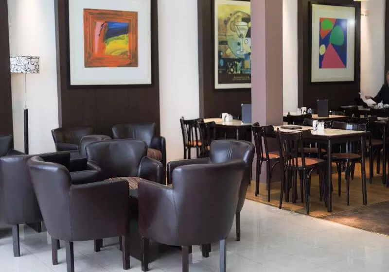 هتل Uthgra De Las Luces