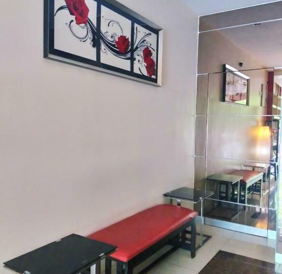 هاستل I Boutique