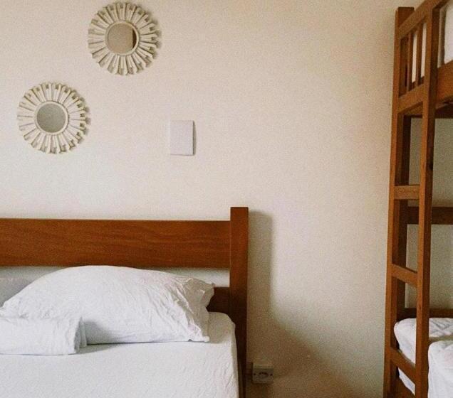 Alma De Maré Hostel