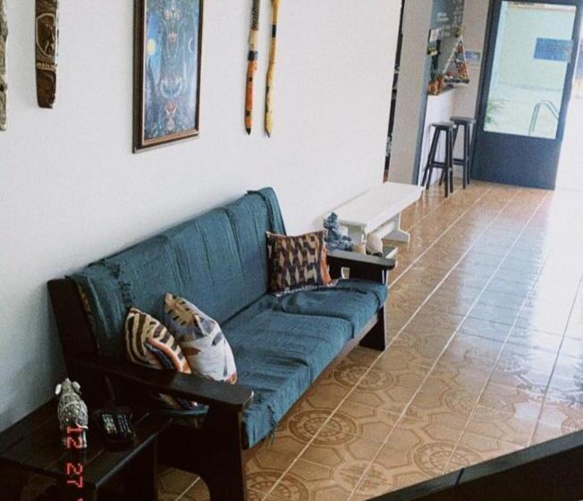 Alma De Maré Hostel