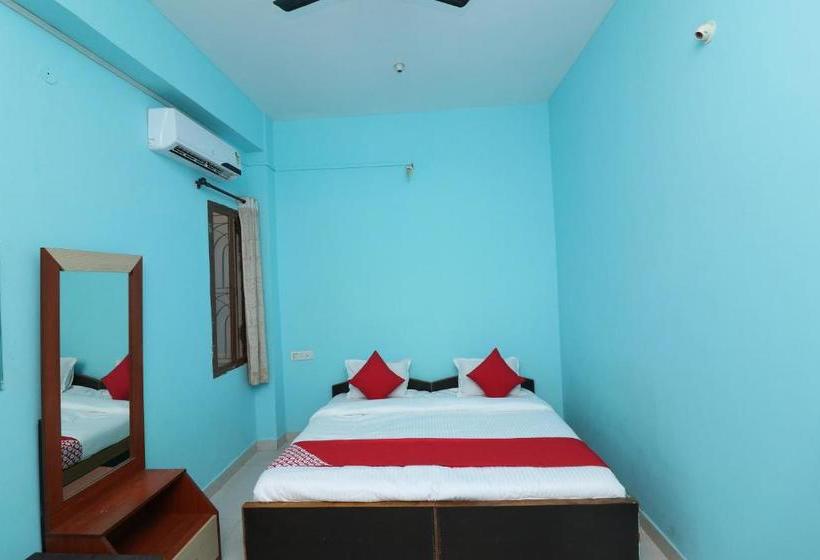 호텔 Oyo 26220 Mezbaan Guest House