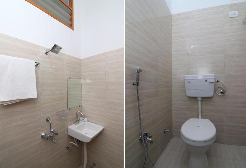 호텔 Oyo 26220 Mezbaan Guest House