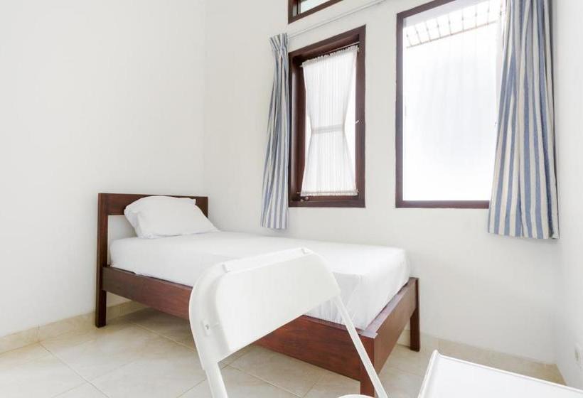 Hotel Oyo Life 3451 Kost Shavero