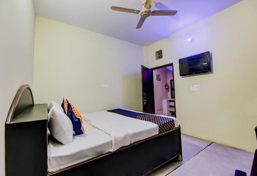 Hotel Spot On 67217 Russian