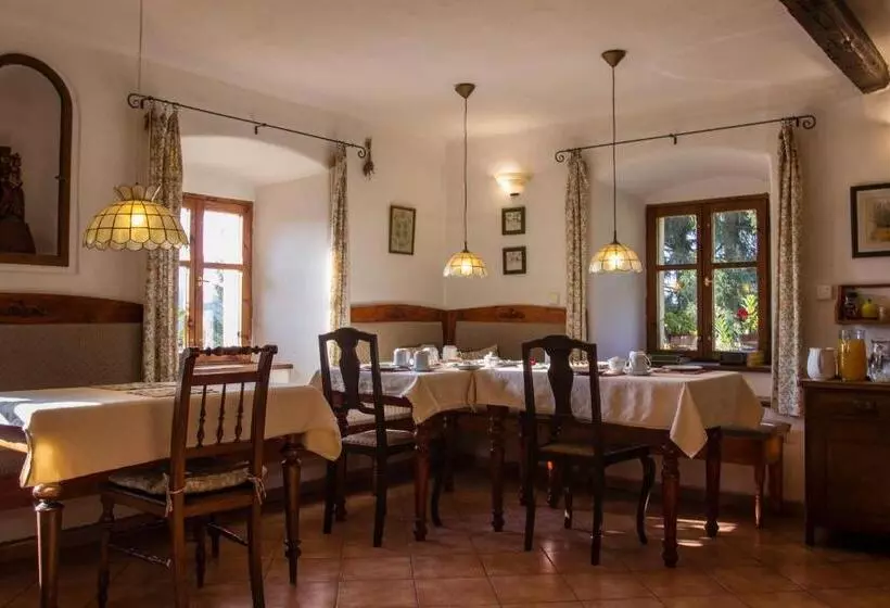 Majatalo Penzion Vinicky Dvůr