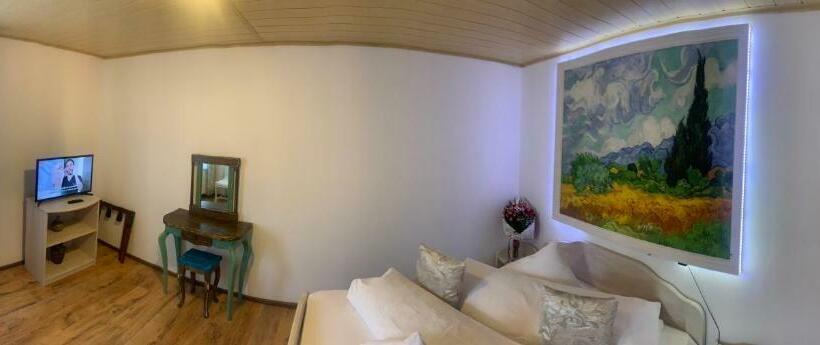 Пансион Vila Thomas