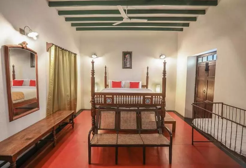 تختخواب و صبحانه Anantha Heritage