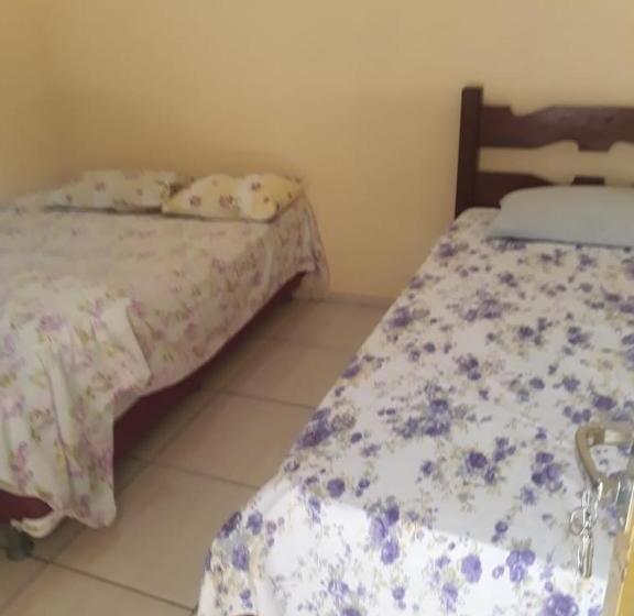 تختخواب و صبحانه Pousada águas Belas