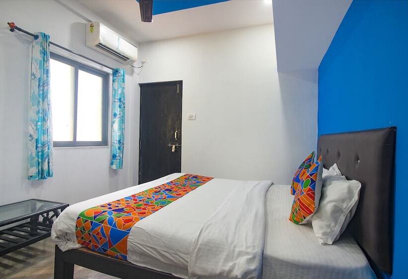 ホテル Fabexpress Saimax