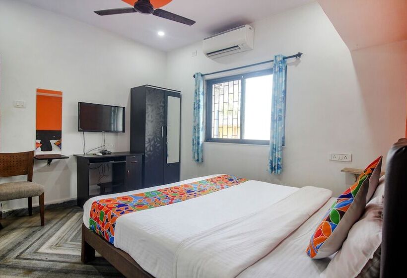 ホテル Fabexpress Saimax