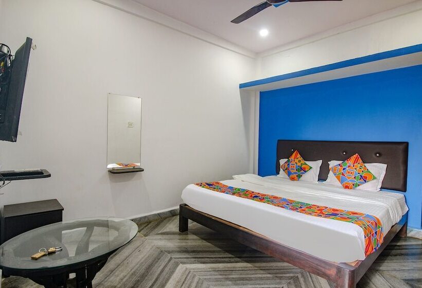 ホテル Fabexpress Saimax