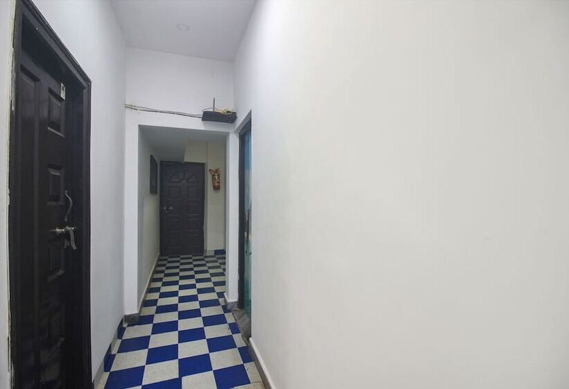 ホテル Fabexpress Saimax