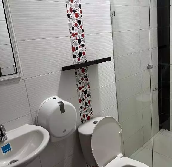 Hotelli Hostal Casa Roma